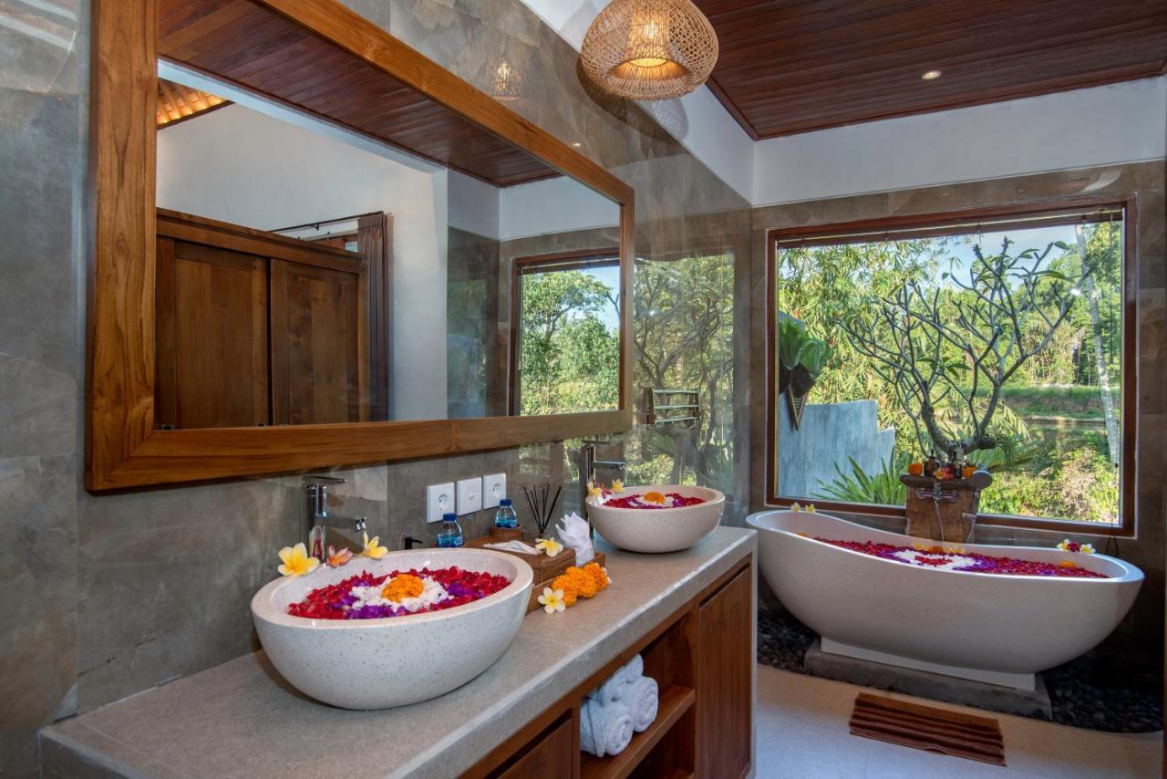 Madhawa Ubud Villa & Spa Exterior photo