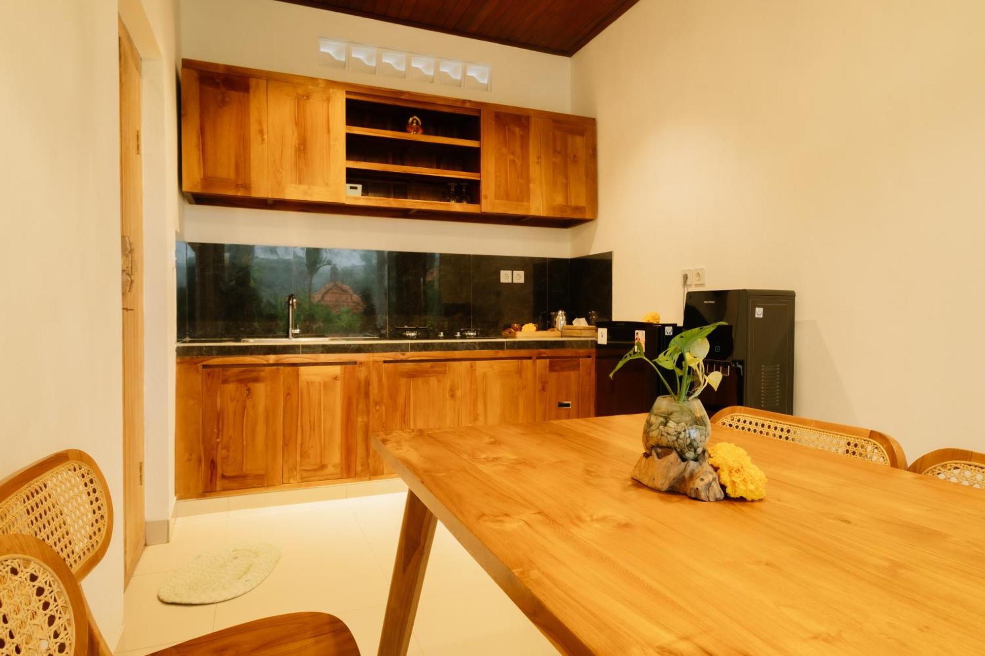 Madhawa Ubud Villa & Spa Exterior photo